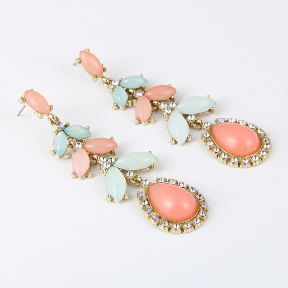 Vintage Water Drop Dangle Earrings 3" Gold Tone - Picture 3 of 3